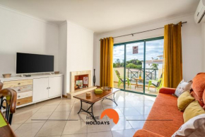 #243 Santa Eulália H23 by Home Holidays